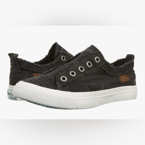 Blowfish Charcoal Canvas Sneakers - Picture 1 of 5